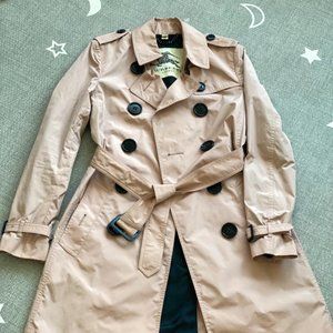 Burberry Trench Coat - Dust Rose - Size 2